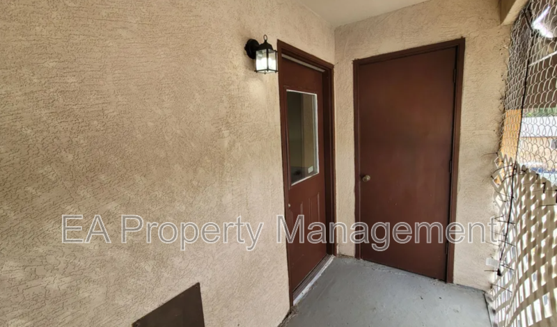 332 Grove St Se #3 - Photo 7 of 8