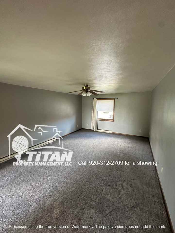 1527 Arboretum Drive - Photo 4 of 9