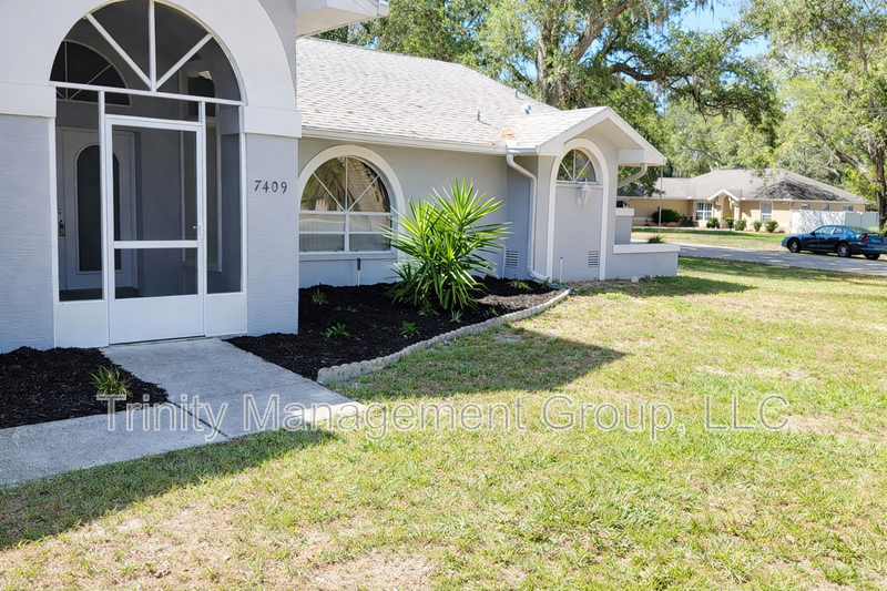 7409 Balsam St - Photo 2 of 34
