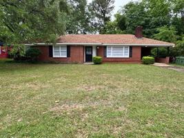 featured image of 3543 Berkley Dr