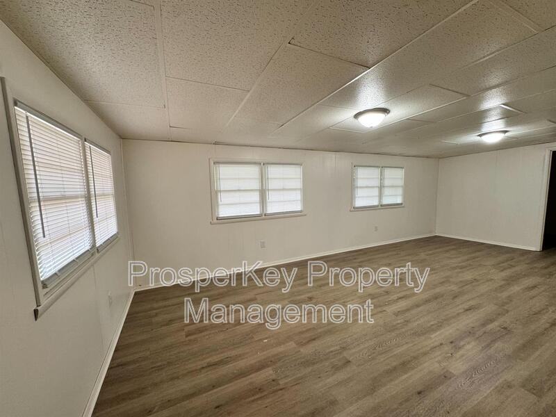 3543 Berkley Dr - Photo 6 of 7