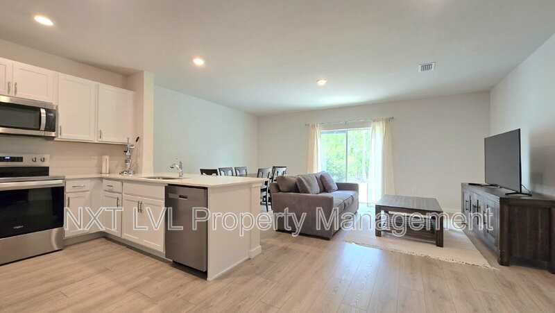 8369 Everly Preserve Dr - Photo 6 of 29