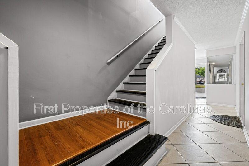 113 - Photo 3 of 32