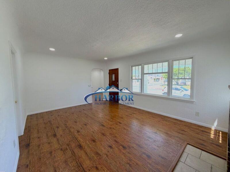 1667 Lagoon Ave - Photo 5 of 20