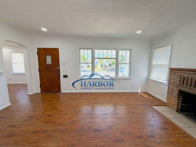 1667 Lagoon Ave - Photo 6 of 20