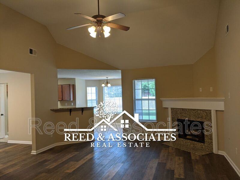 9062 Gavin Dr - Photo 4 of 14