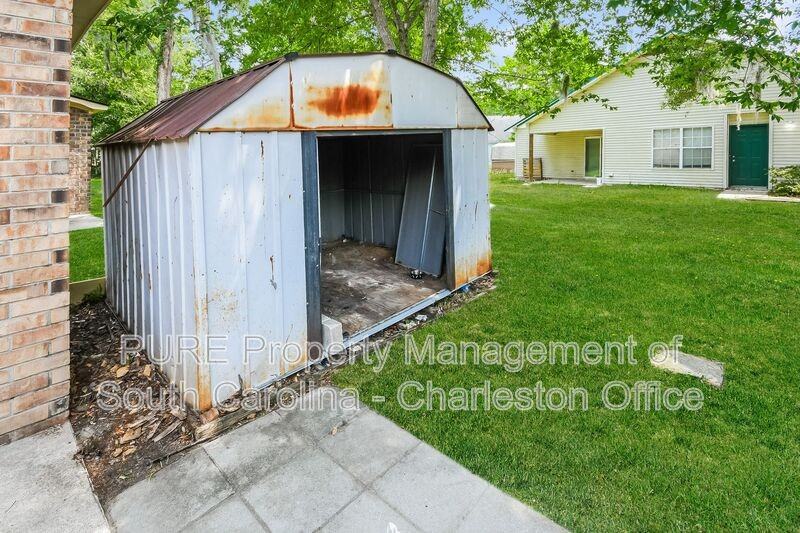 9604 Blue Jay Ct - Photo 3 of 19
