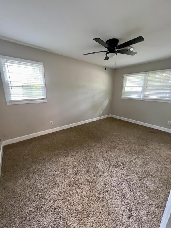 4404 59th St - Photo 6 of 10