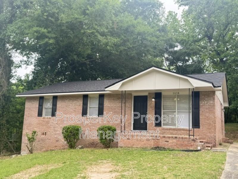 5038 Wellborn Dr - Photo 2 of 9