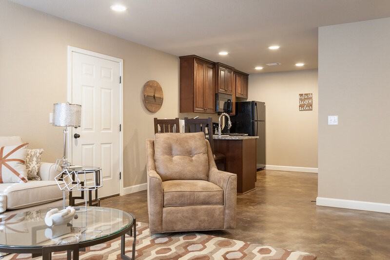 320 Story St - Photo 3 of 13