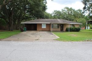 featured image of 4121 Ridgecrest St