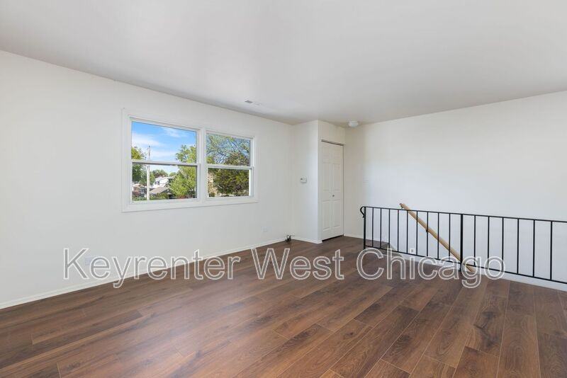109 Daniel Ct #D - Photo 2 of 16