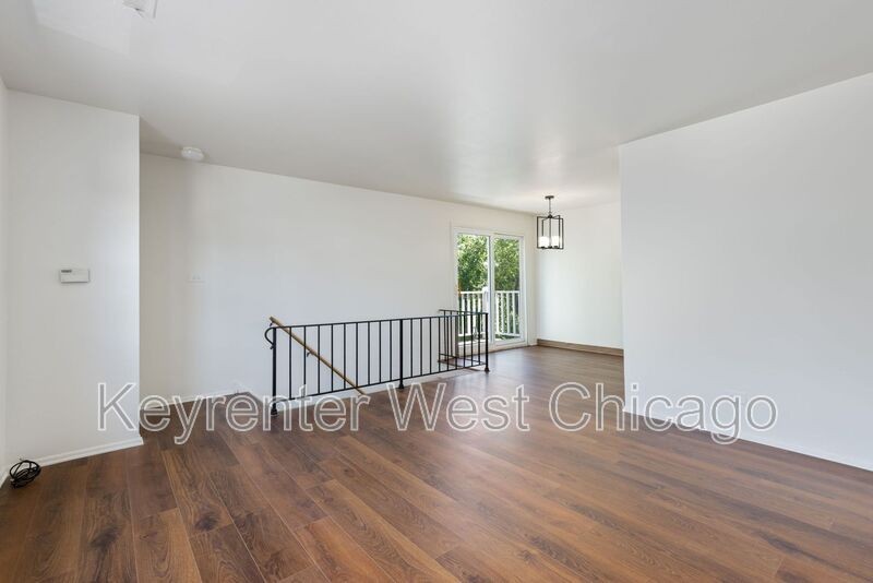 109 Daniel Ct #D - Photo 3 of 16