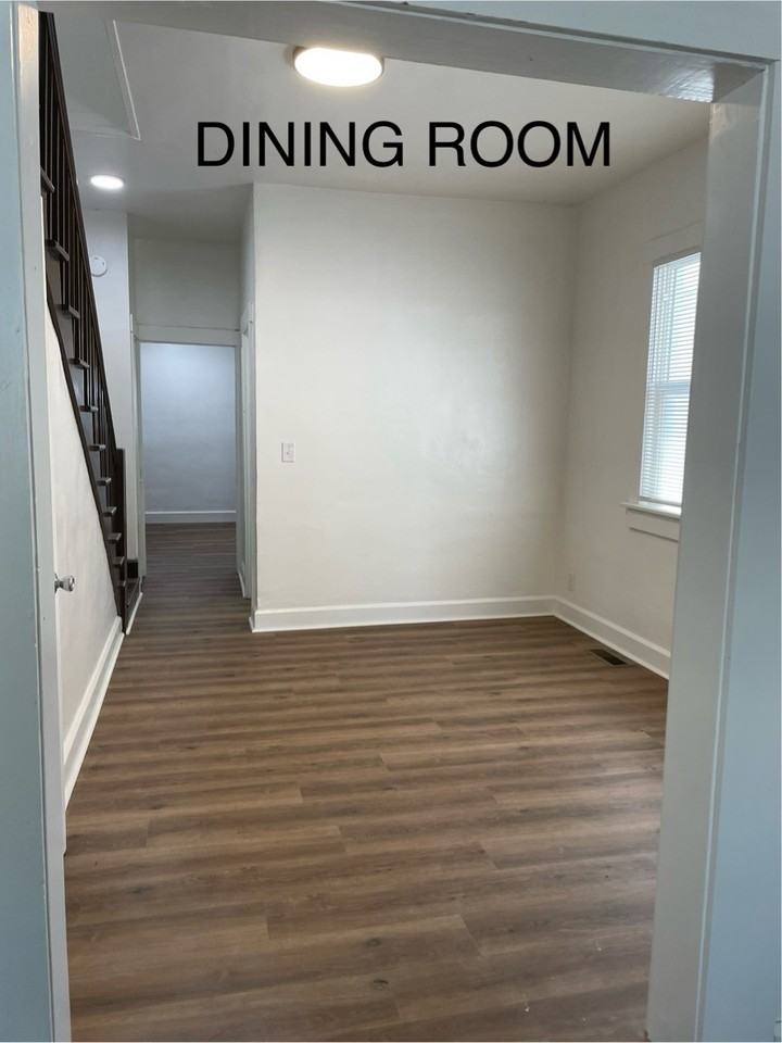 AND: 13th: 221: Duplex - Photo 4 of 12