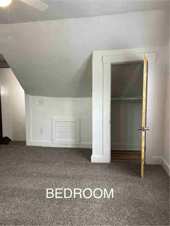 AND: 13th: 221: Duplex - Photo 7 of 12