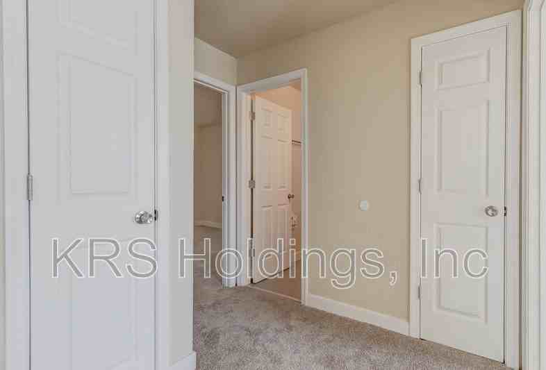1517 Halifax St #8 - Photo 2 of 8