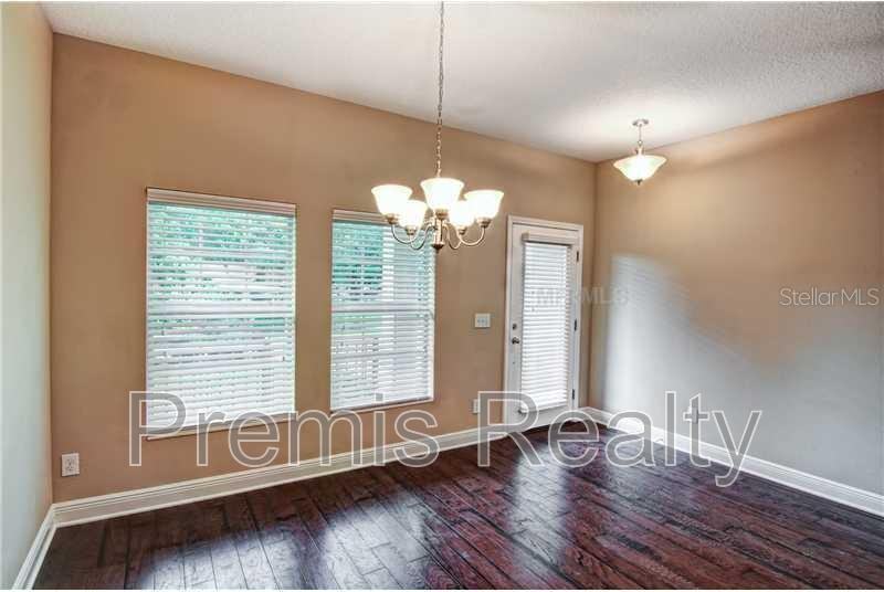 11875 77th Ct - Photo 2 of 11