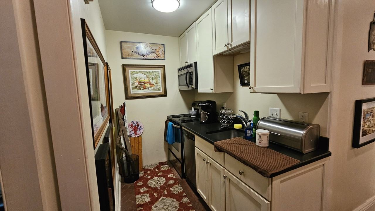 517 Dumaine Street - Photo 3 of 11