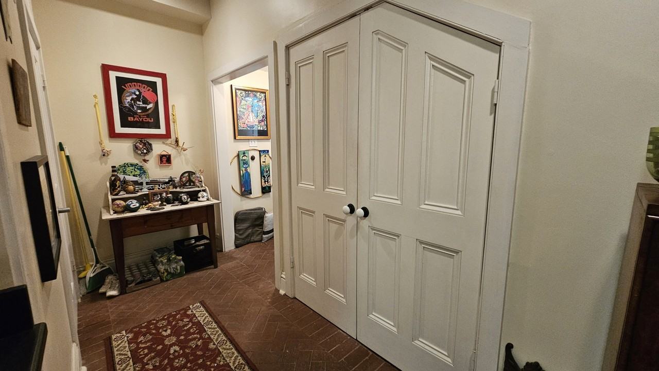 517 Dumaine Street - Photo 5 of 11