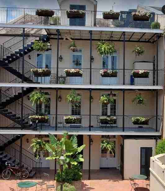 517 Dumaine Street - Photo 7 of 11