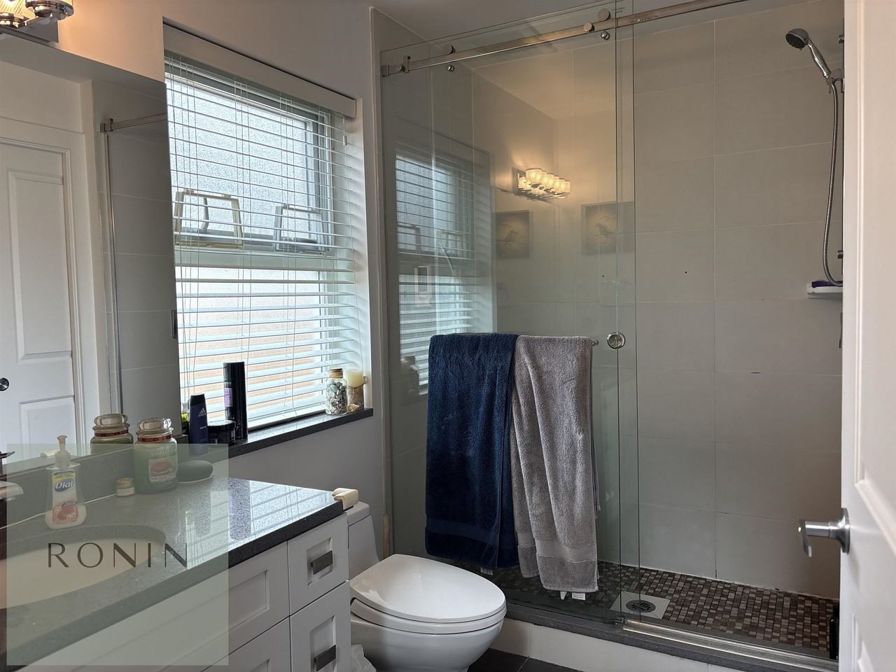 4572 Beatrice Street - Photo 7 of 11