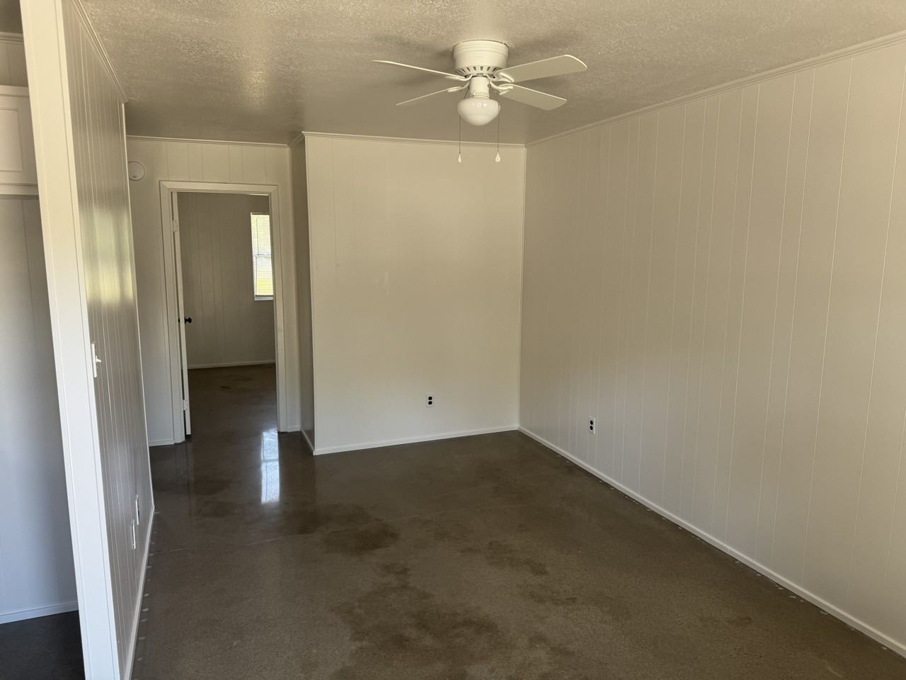 1313 McNutt Road - Photo 3 of 10