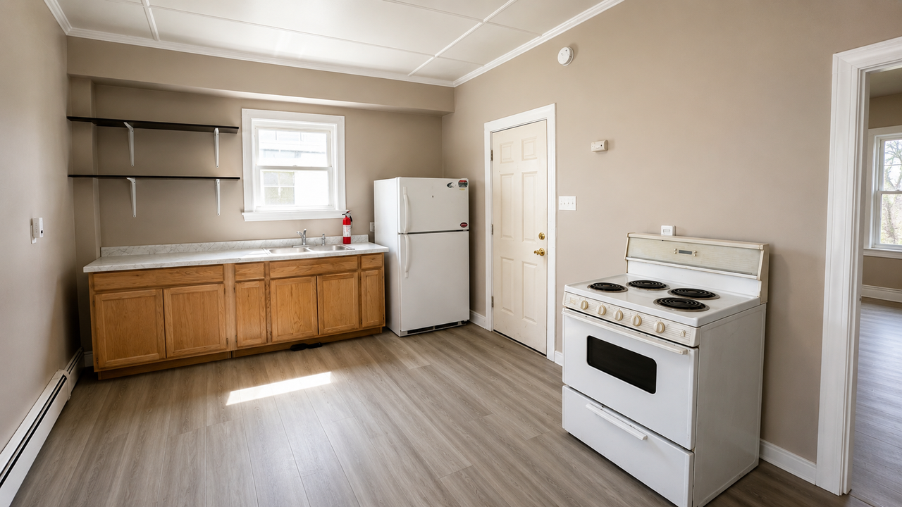 68 Howe Street - Photo 2 of 3