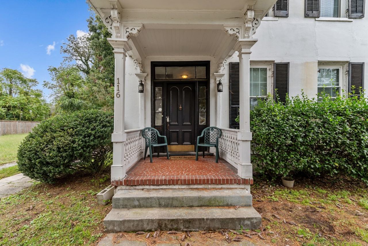 116 Franklin Street - Photo 6 of 18