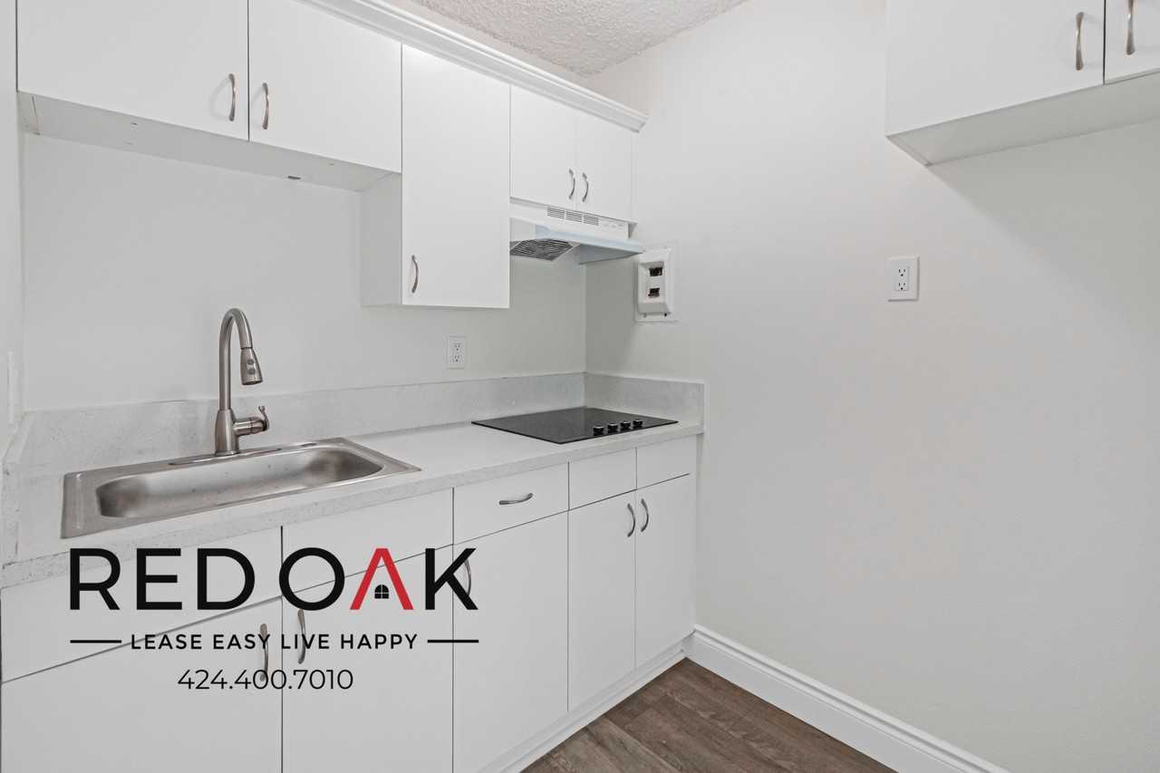 7466 Rosemead Blvd - Photo 7 of 10