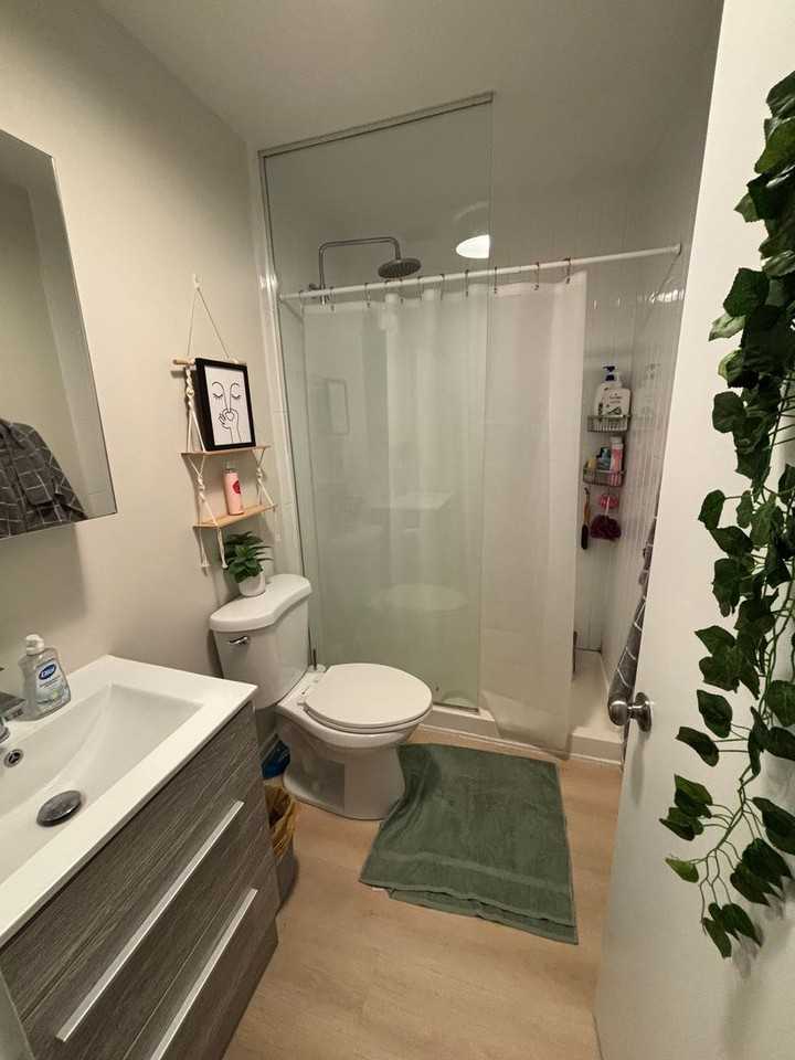 5051 N Kenmore Ave - Photo 4 of 11
