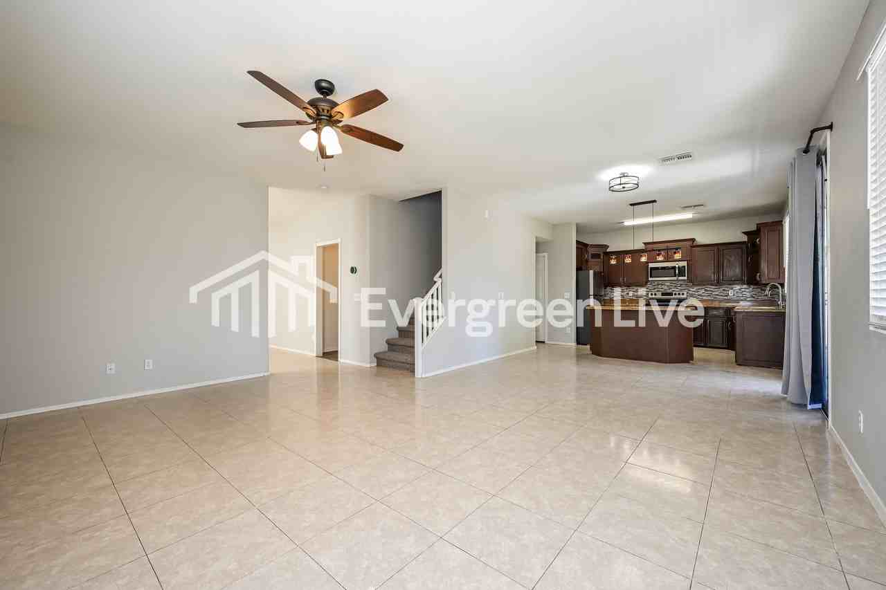 10409 W Granada Rd - Photo 2 of 15