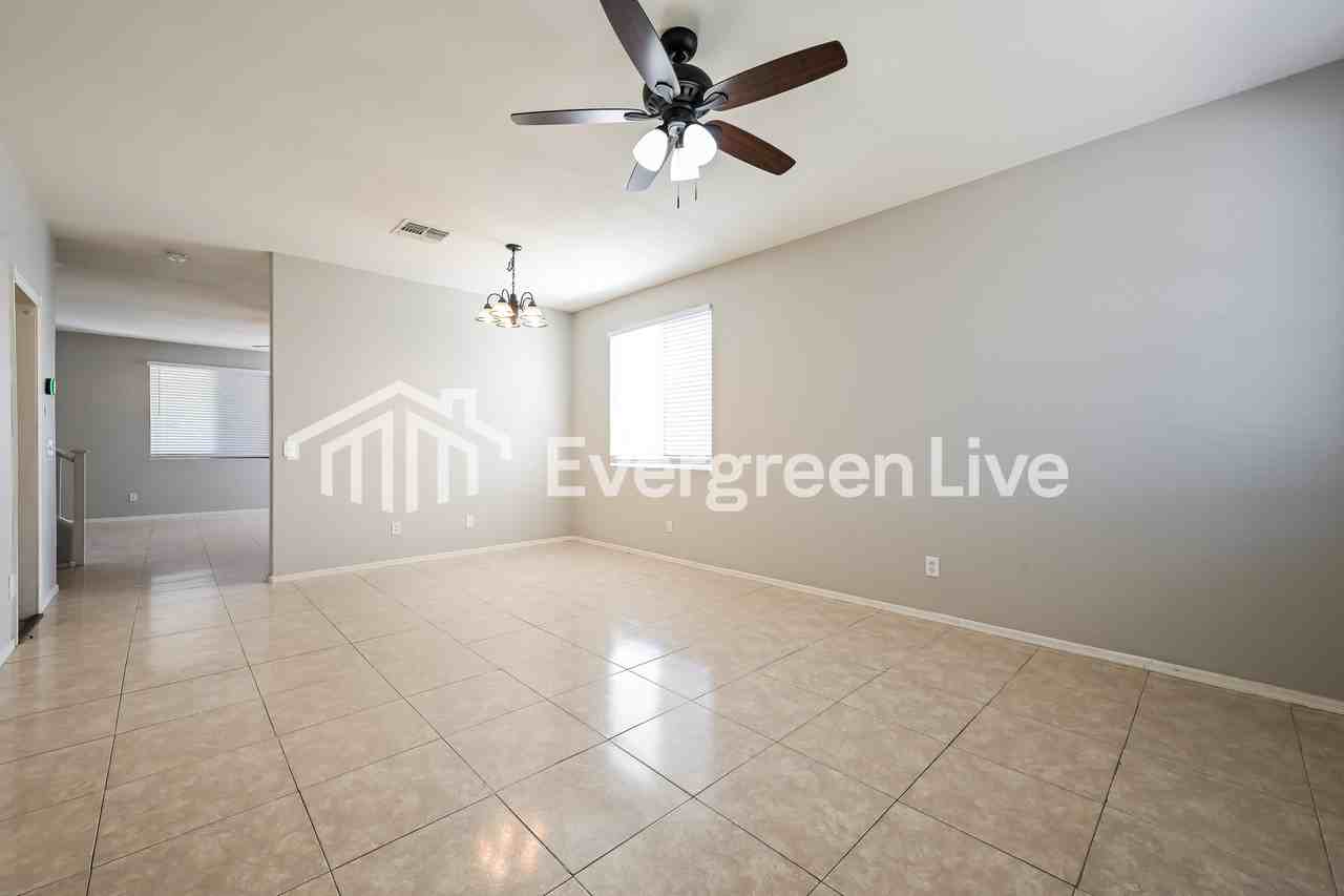 10409 W Granada Rd - Photo 3 of 15