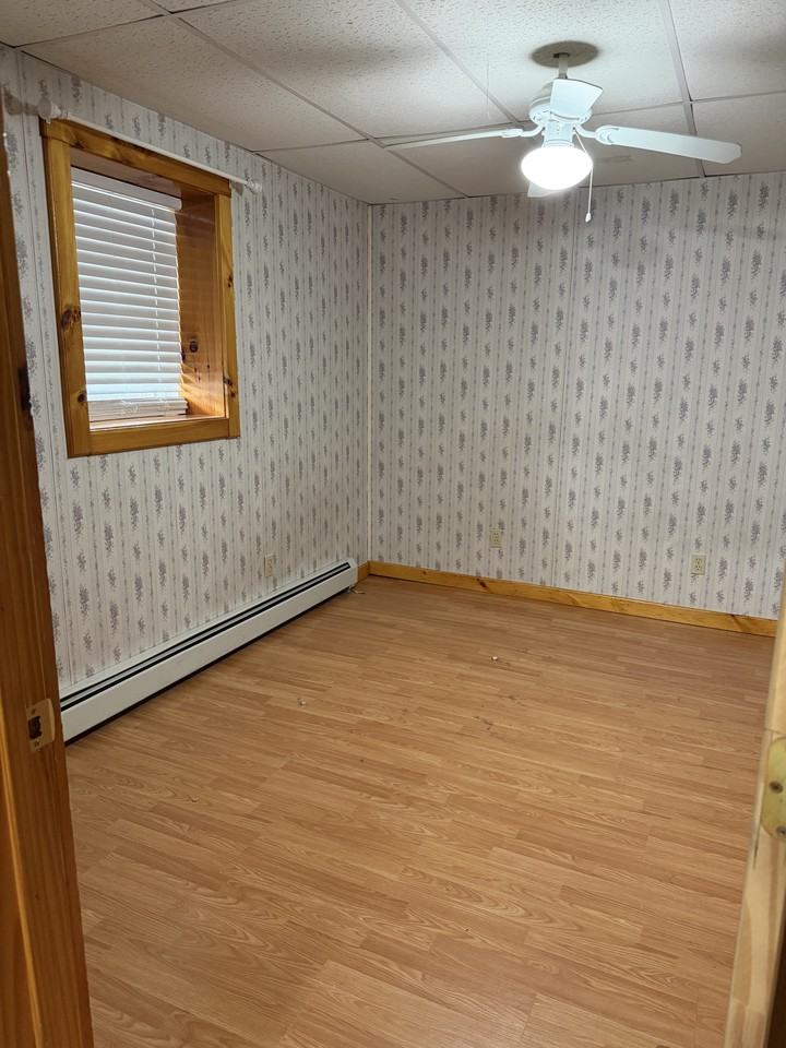 Endicott St #1R - Photo 4 of 6