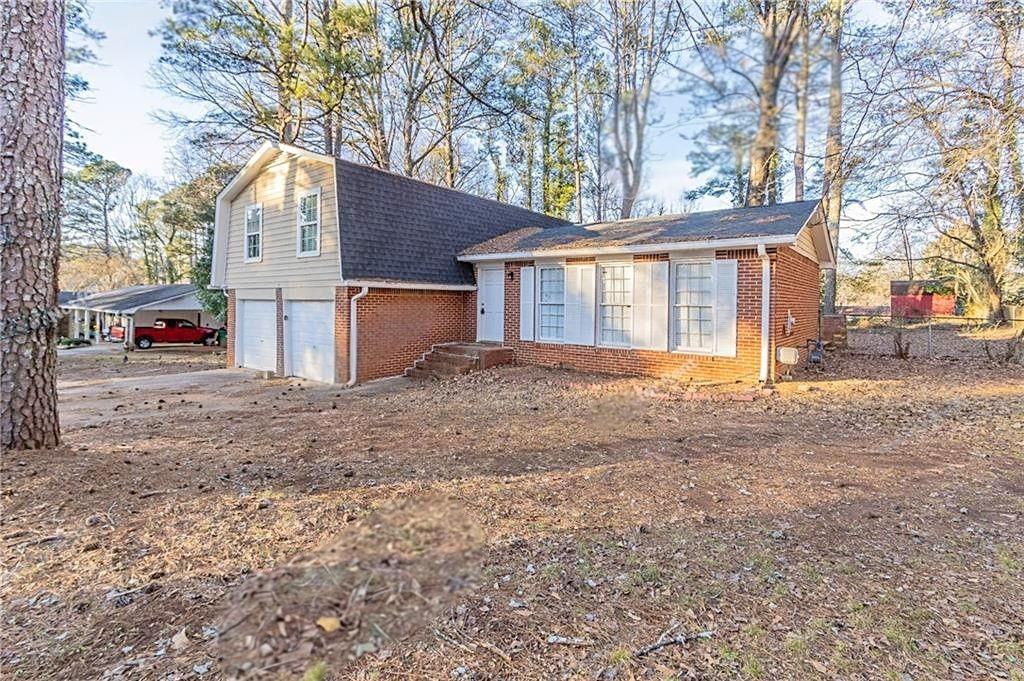 392 Harmony Grove Rd - Photo 2 of 19
