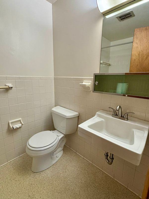 50 School St ##7 - Photo 7 of 9