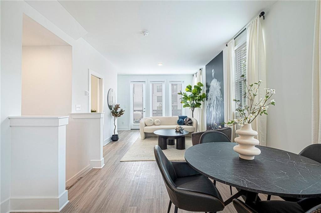 72 Milton Ave Se ##703 - Photo 4 of 34