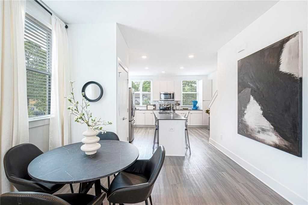 72 Milton Ave Se ##703 - Photo 5 of 34