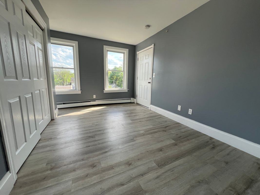 761 Main St ##3e - Photo 4 of 6