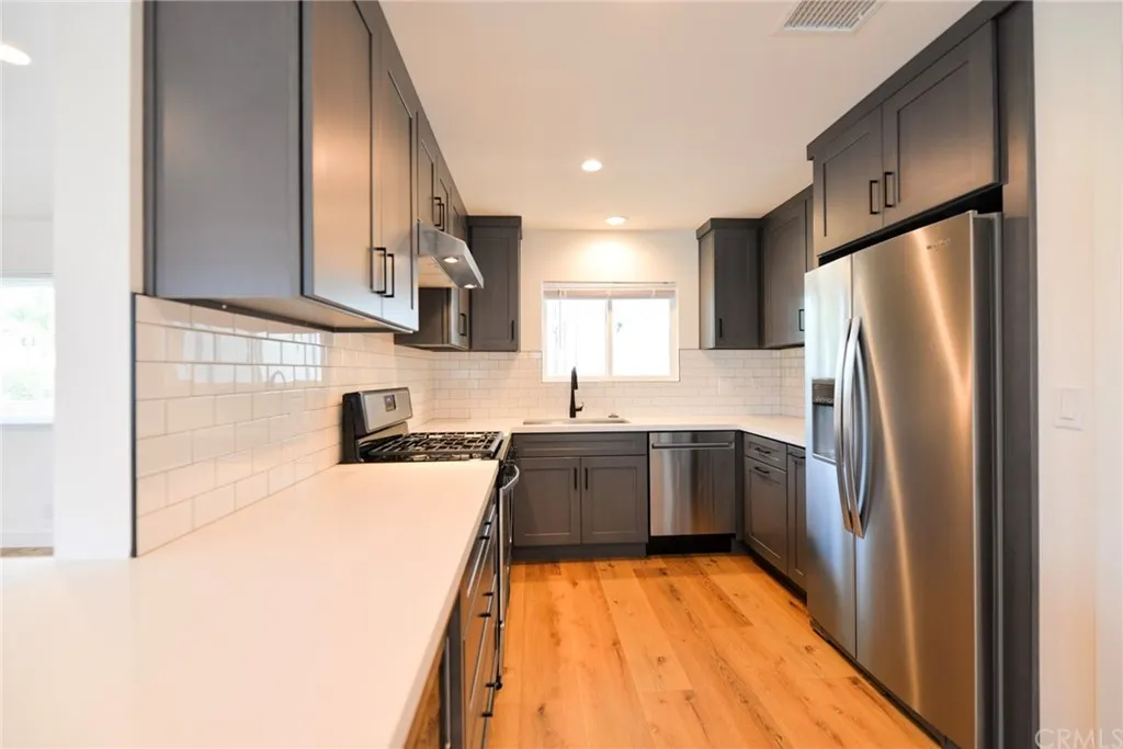 223 Avenida De La Grulla ##C - Photo 3 of 15