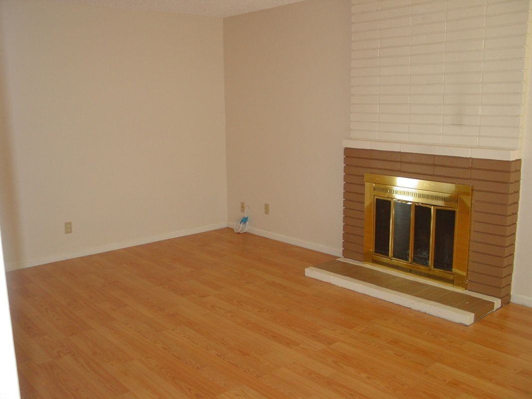 9952 Vanguard Dr - Photo 3 of 9