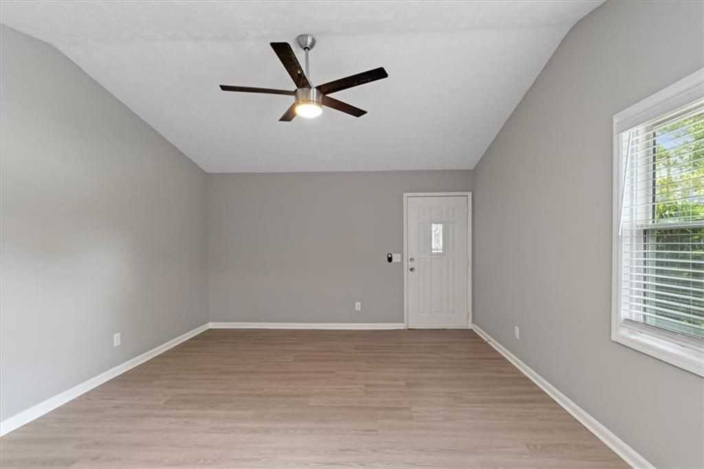 892 Five Forks Trickum Rd - Photo 3 of 21