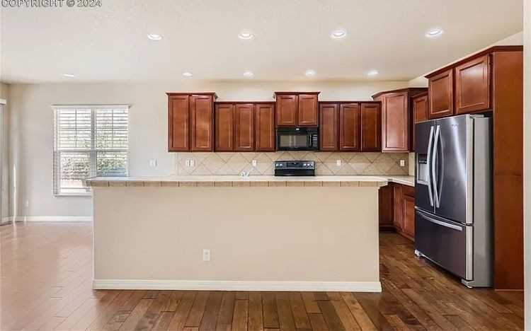7317 Indian River Dr - Photo 6 of 7