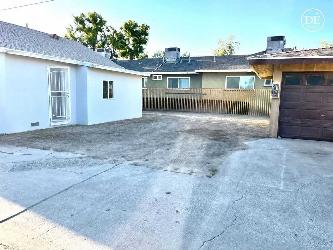 7221 Garden Dr ##A - Photo 3 of 18