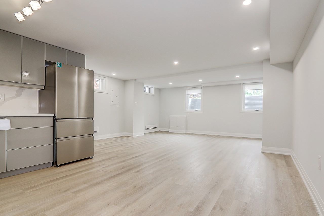 115 Livingstone Ave - Photo 4 of 23