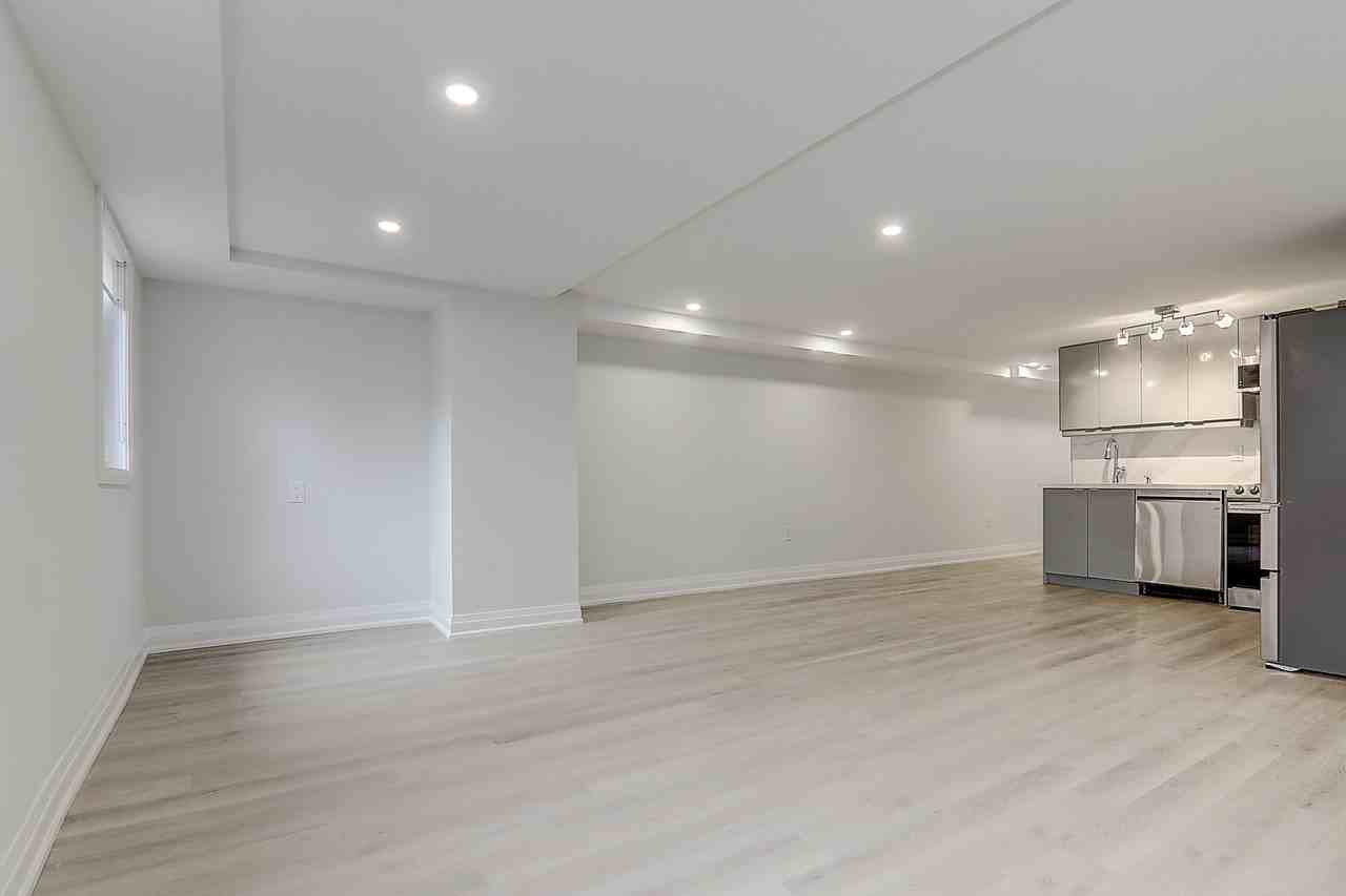 115 Livingstone Ave - Photo 6 of 23