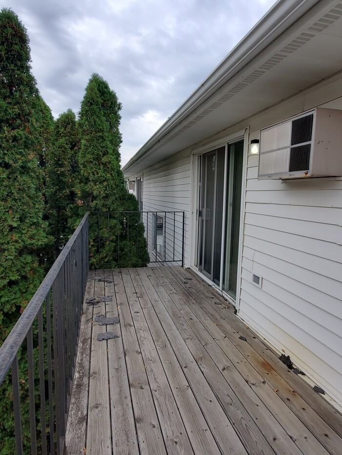 2816 S 17th St #303 - Photo 2 of 17