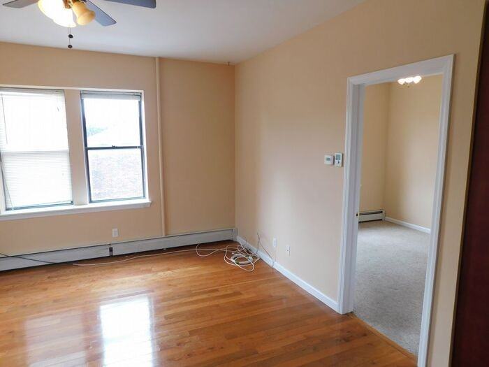 305 Milburn Ave #5 - Photo 5 of 13