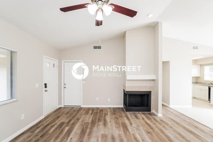 106 Cranfield Ct - Photo 2 of 16