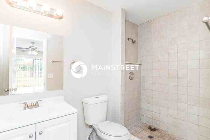 106 Cranfield Ct - Photo 5 of 16