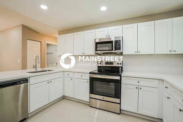 5551 Benton St - Photo 7 of 16